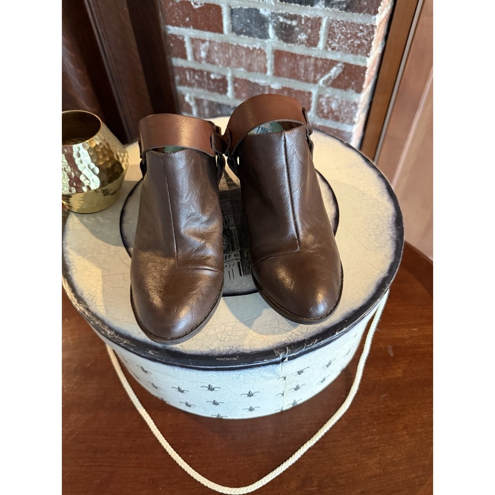 Blowfish Western Style Ankle Boots Size 7.5 Brown‎ Belted Slip-On Mules